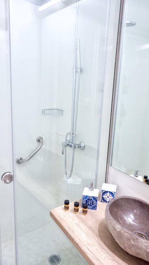 Appartamento Cycladic Style Apt In Atene Esterno foto